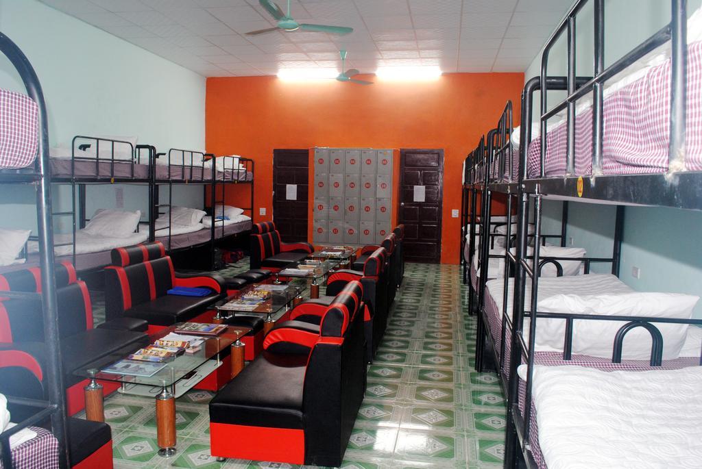 Phong Nha Backpacker Hostel Exterior photo